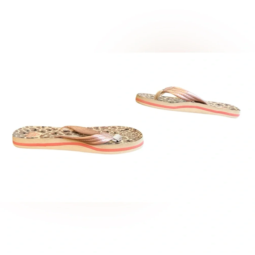 Reef Sandals with Cheetah and Pink Straps Kids Size 4/5